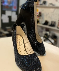 Lola Ramona Ava Blanche -mismatched shoes shop AvaBlanche4